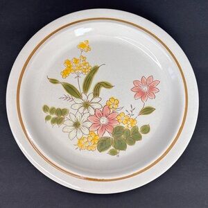 VINTAGE 1980'S KINGSBURY STONEWARE COLLECTION "SPRING BLOSSOM" DINNER PLATE